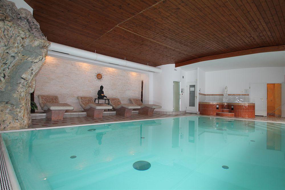 Alpenhotel Weiherbach Berchtesgaden Hallenbad Und Sauna المظهر الخارجي الصورة
