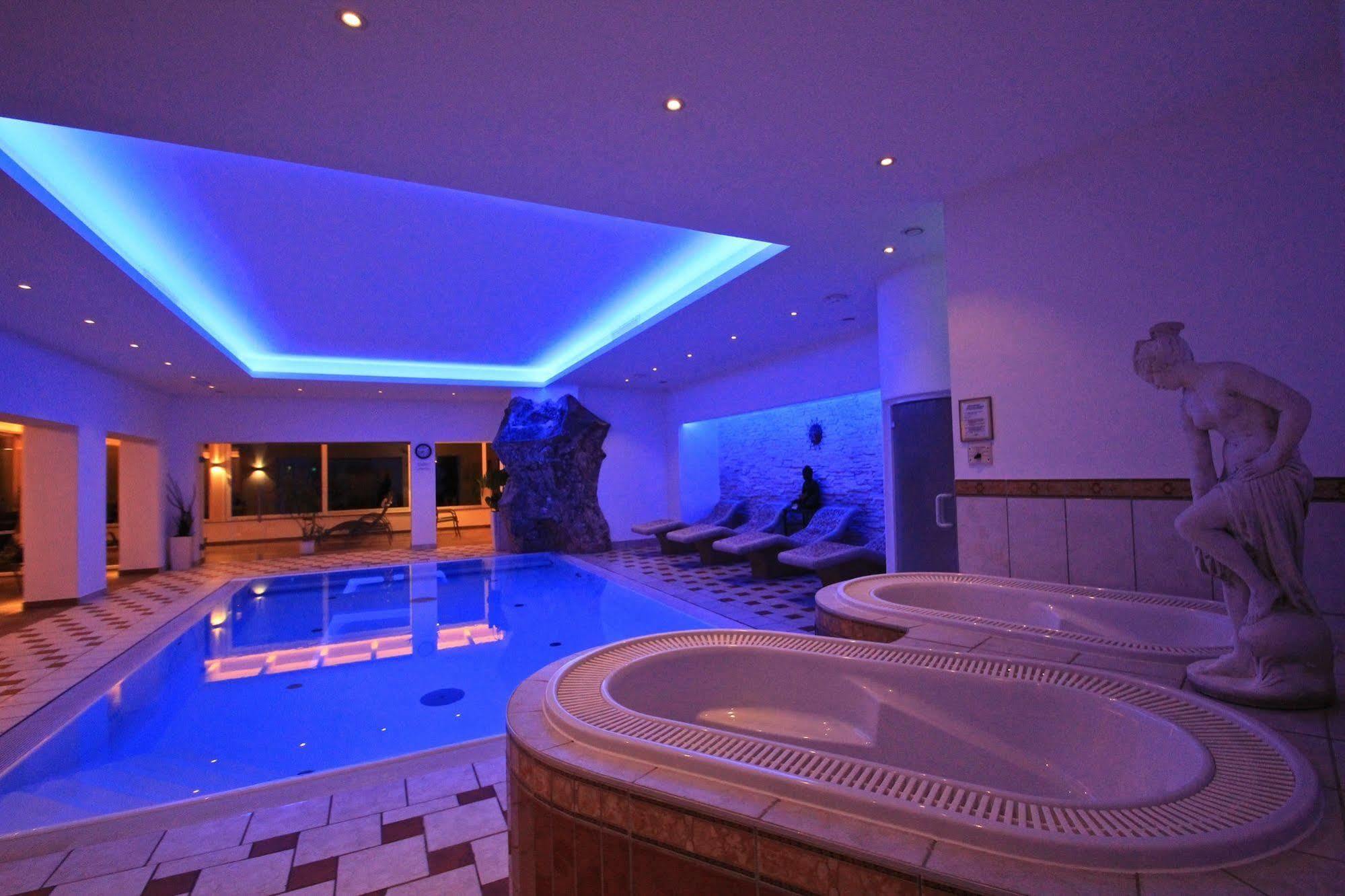 Alpenhotel Weiherbach Berchtesgaden Hallenbad Und Sauna المظهر الخارجي الصورة
